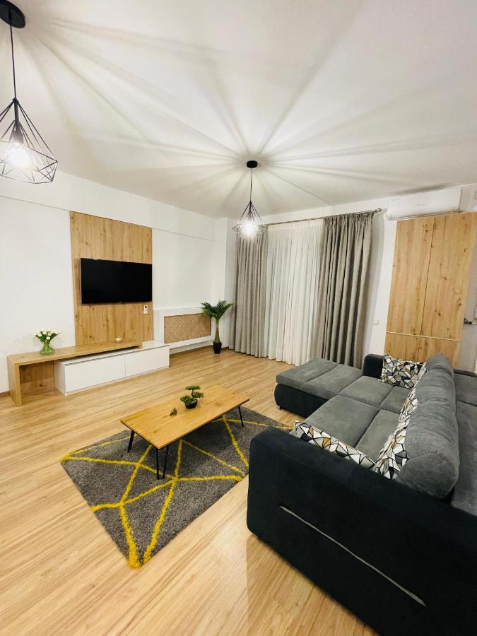 Royal Moonlight Apartment Mamaia Exteriér fotografie